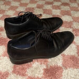 Cole Haan Black Leather Oxfords